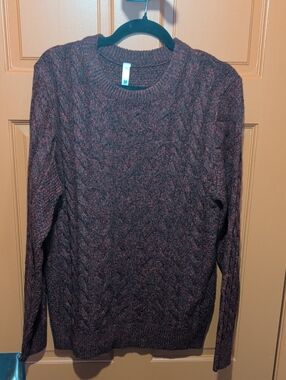 Cable Knit Crewneck Sweater - Burgundy Heather